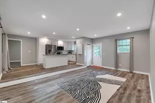 110 Lyons Ct, Simpsonville, SC 29681 - Photo 5