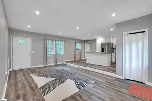 110 Lyons Ct, Simpsonville, SC 29681 - Photo 9