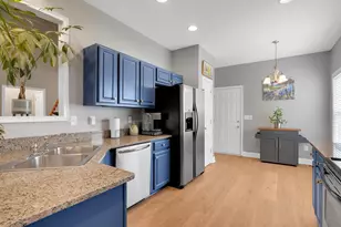 305 Glencrest Ct, Greer, SC 29650 - Photo 11