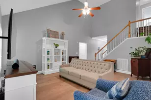 305 Glencrest Ct, Greer, SC 29650 - Photo 5