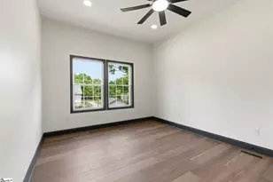 1 E 5th St, Greenville, SC 29611 - Photo 19