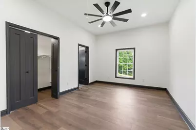 1 E 5th Street, Greenville, SC 29611 - Photo 21