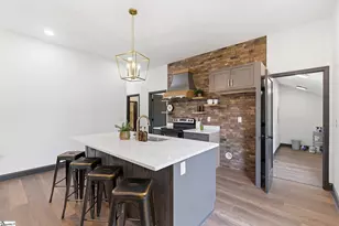1 E 5th St, Greenville, SC 29611 - Photo 13