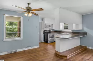 119 Pleasant Dr, Mauldin, SC 29662 - Photo 9