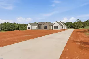 756 Garrison Rd, Pelzer, SC 29669 - Photo 7