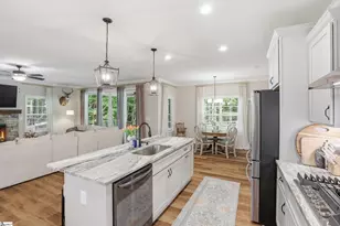 218 Adair Pl, Laurens, SC 29630 - Photo 11