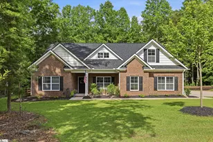218 Adair Pl, Laurens, SC 29630 - Photo 1