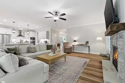 218 Adair Place, Laurens, SC 29630 - Photo 7