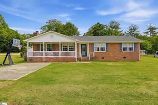 160 Inn View Dr, Inman, SC 29349 - Photo 1