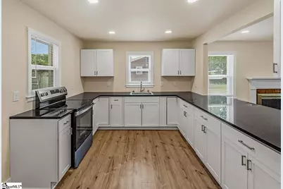 317 Cole Street, Spartanburg, SC 29301 - Photo 15
