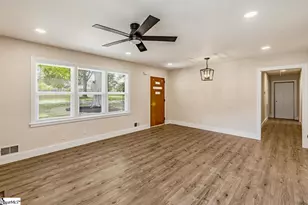 317 Cole St, Spartanburg, SC 29301 - Photo 11