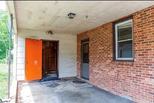 2014 Center St, Spartanburg, SC 29303 - Photo 5