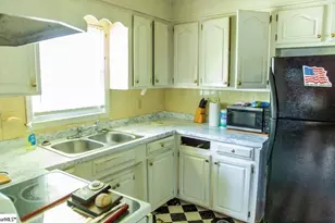 2014 Center St, Spartanburg, SC 29303 - Photo 9