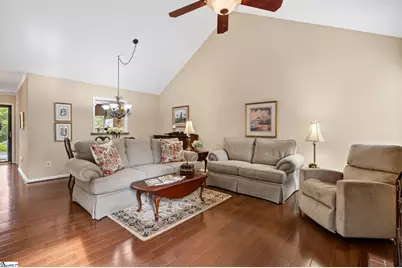 316 Angie Drive, Taylors, SC 29687 - Photo 3