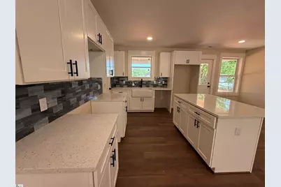 110 Friendly Street, Fountain Inn, SC 29644 - Photo 7