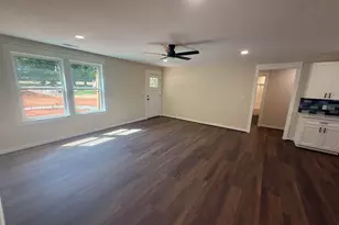 110 Friendly St, Fountain Inn, SC 29644 - Photo 5