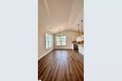 382 W Darby Road, Greenville, SC 29609 - Photo 15