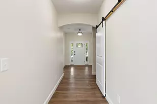 382 W Darby Rd, Greenville, SC 29609 - Photo 5