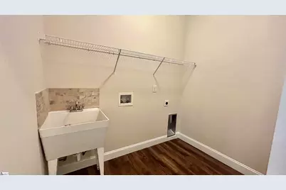 382 W Darby Road, Greenville, SC 29609 - Photo 25