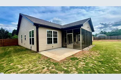 382 W Darby Road, Greenville, SC 29609 - Photo 31