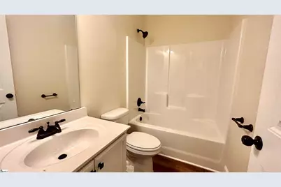 382 W Darby Road, Greenville, SC 29609 - Photo 27