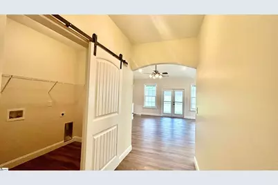 382 W Darby Road, Greenville, SC 29609 - Photo 3