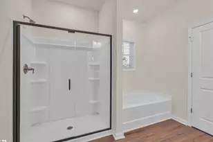 2032 Halton Oaks Dr, Spartanburg, SC 29303 - Photo 11
