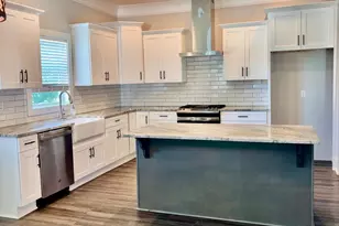 512 Trade St, Greer, SC 29651 - Photo 5