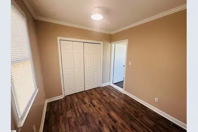 414 E Fairview Avenue, Greer, SC 29651 - Photo 5