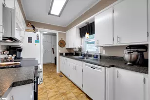 208 Hillandale Rd, Liberty, SC 29657 - Photo 17
