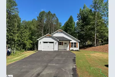 1075 E Prince Road, Landrum, SC 29356 - Photo 1