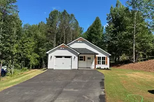 1075 E Prince Rd, Landrum, SC 29356 - Photo 1