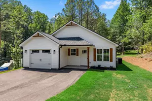 1075 E Prince Rd, Landrum, SC 29356 - Photo 3