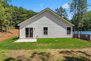 1075 E Prince Rd, Landrum, SC 29356 - Photo 33