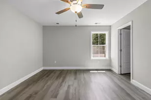 1075 E Prince Rd, Landrum, SC 29356 - Photo 19