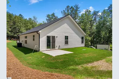 1075 E Prince Road, Landrum, SC 29356 - Photo 31