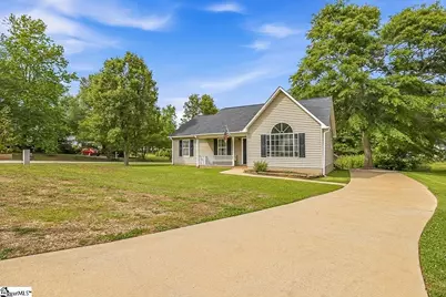 301 E Myles Lane, Spartanburg, SC 29303 - Photo 3