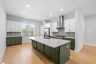 14 Whitner St, Greenville, SC 29601 - Photo 9