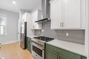 14 Whitner St, Greenville, SC 29601 - Photo 13