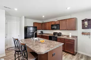 810 Purcell Dr, Woodruff, SC 29388 - Photo 9