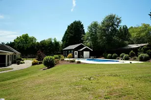 305 E Prince Rd, Landrum, SC 29356 - Photo 37