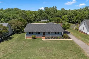 138 Parris Ridge Dr, Boiling Springs, SC 29316 - Photo 3
