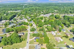 203 Briggs Dr, Easley, SC 29642 - Photo 31