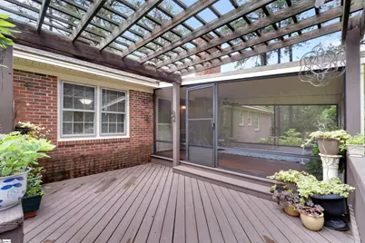 401 Woodland Way, Laurens, SC 29360 - Photo 25