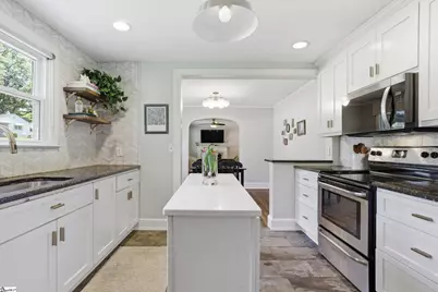 321 Ridgecrest Drive, Greenville, SC 29609 - Photo 11