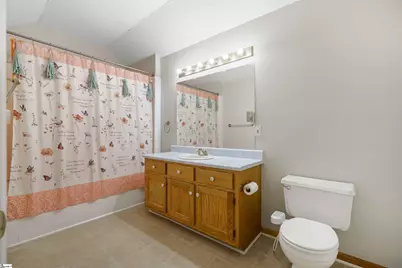 1401 Winding Way, Taylors, SC 29687 - Photo 15