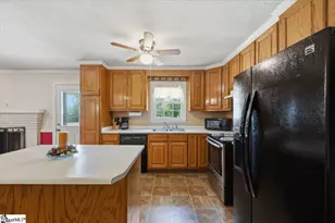 18 Fairlane Dr, Mauldin, SC 29662 - Photo 13