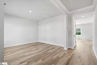 424 Ragland Avenue, Greer, SC 29651 - Photo 5