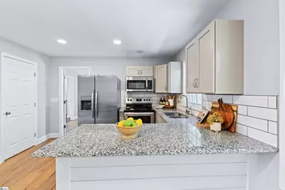 320 Mitchell Road, Greenville, SC 29615 - Photo 13