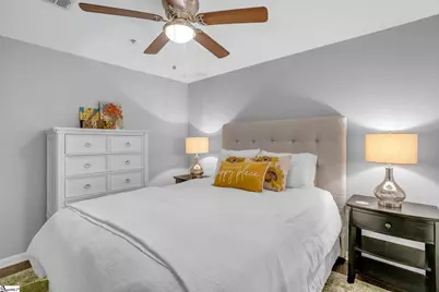 100 E Washington Street #Unit 52, Greenville, SC 29601 - Photo 17
